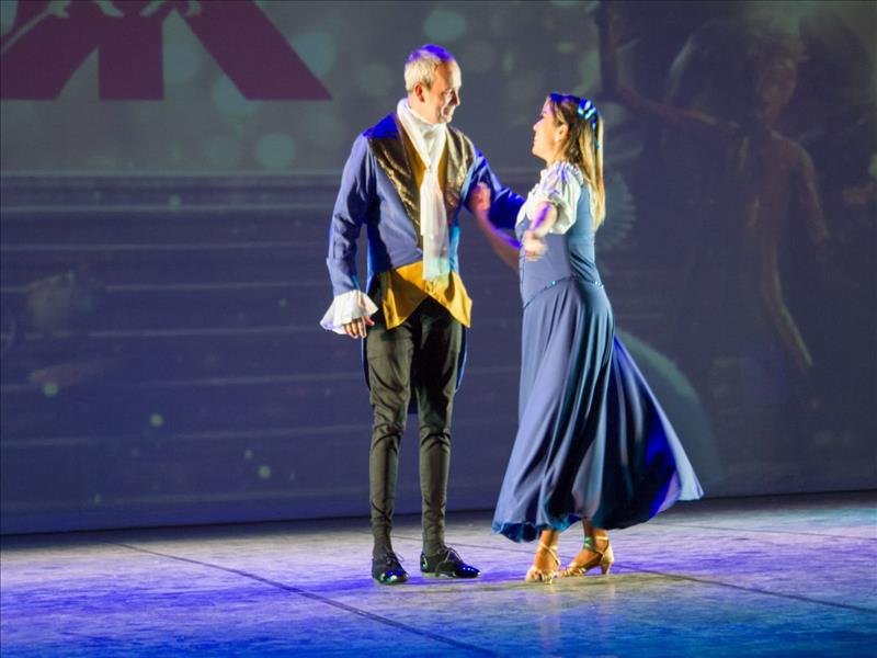 Aula de dança, valsa ou coreografia para casais ou grupos