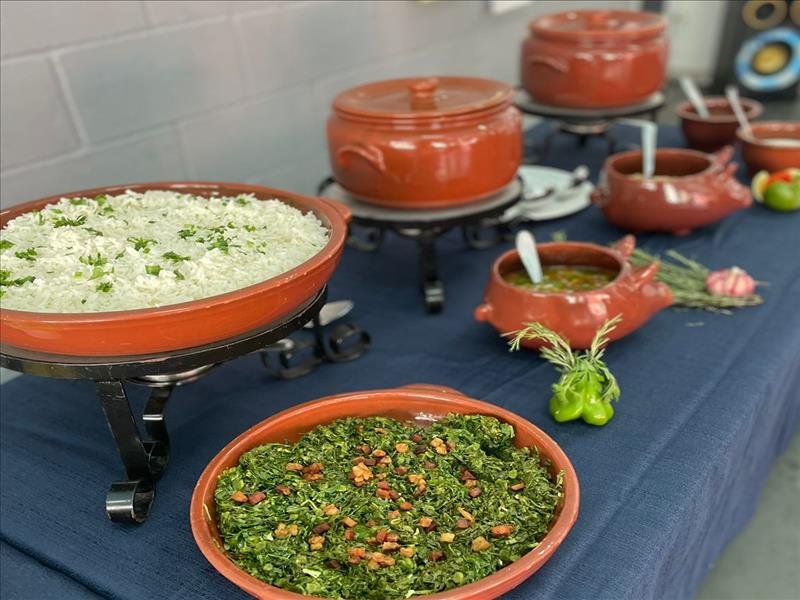 BUFFET COMPLETO DE FEIJOADA