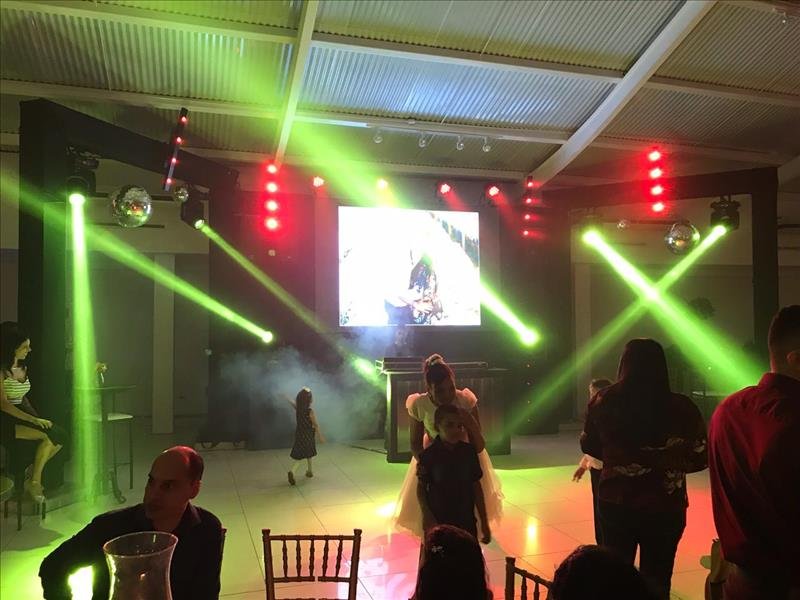 Som e Iluminação para sua festa!