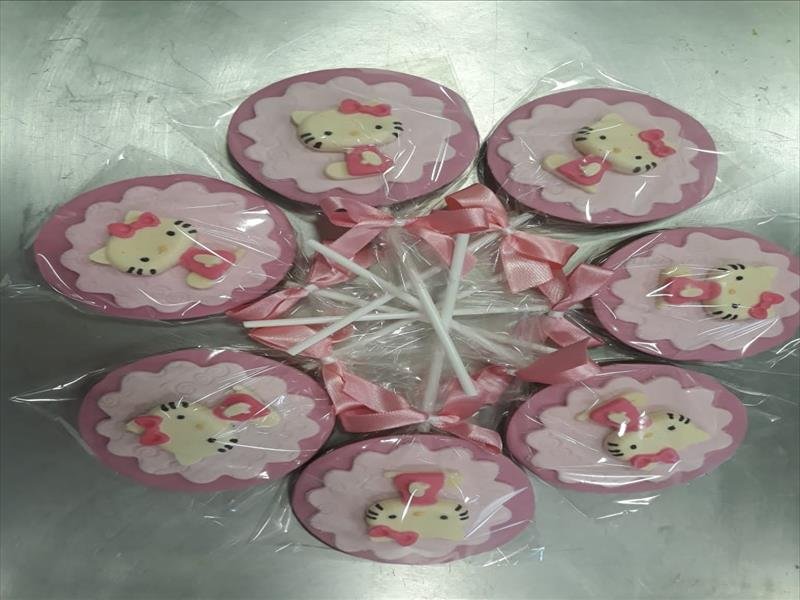 kit com pirulito, cupcake e mini bombom trufado personalizados!