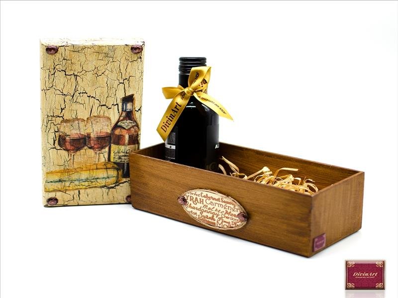 Caixas para presente e Kit Toilette personalizados!
