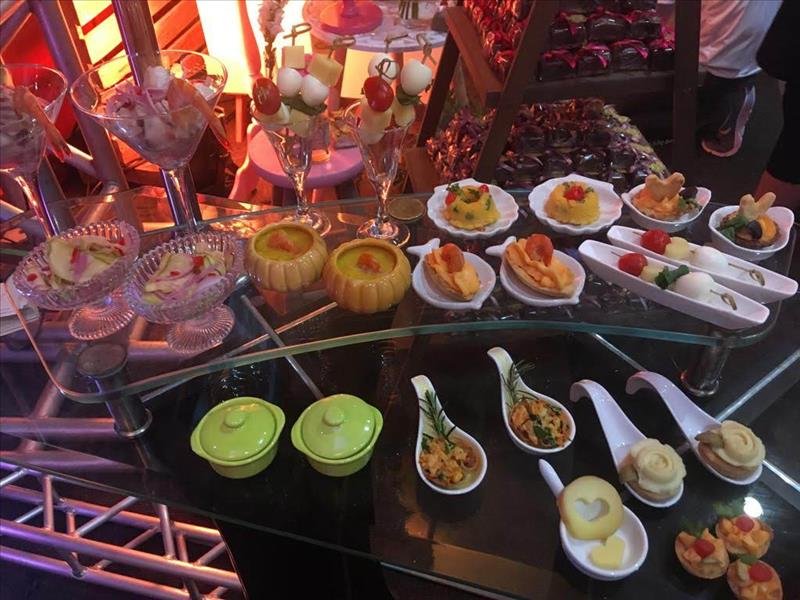 BUFFET COMPLETO (OPÇÃO COM DECORAÇÃO EM RODADA ABERTA)!