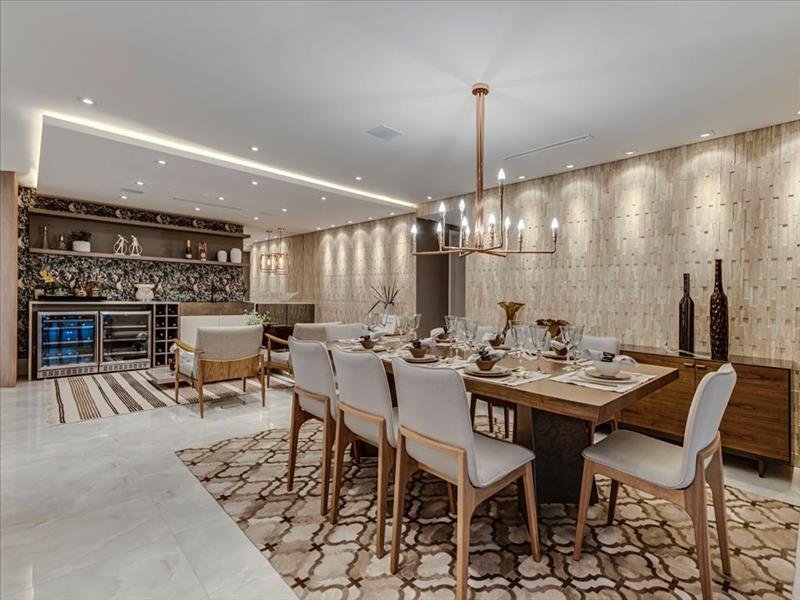 Um novo ar perfeito para começar ou recomeçar com beleza e qualidade pra sua casa! Reformas em geral!