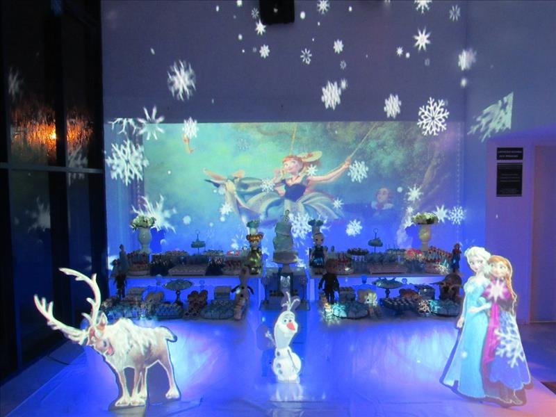 Som e iluminação de qualidade para todo tipo de festas e eventos!