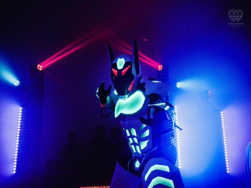 Robozão de Led e o menor preço exclusivo Dinda Shop