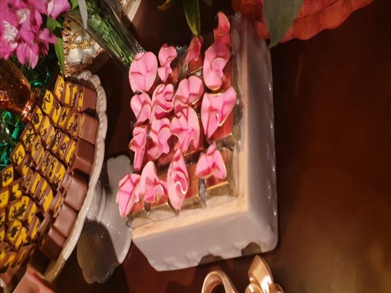 Doces finos artesanais com produtos e chocolate de primeira linha!