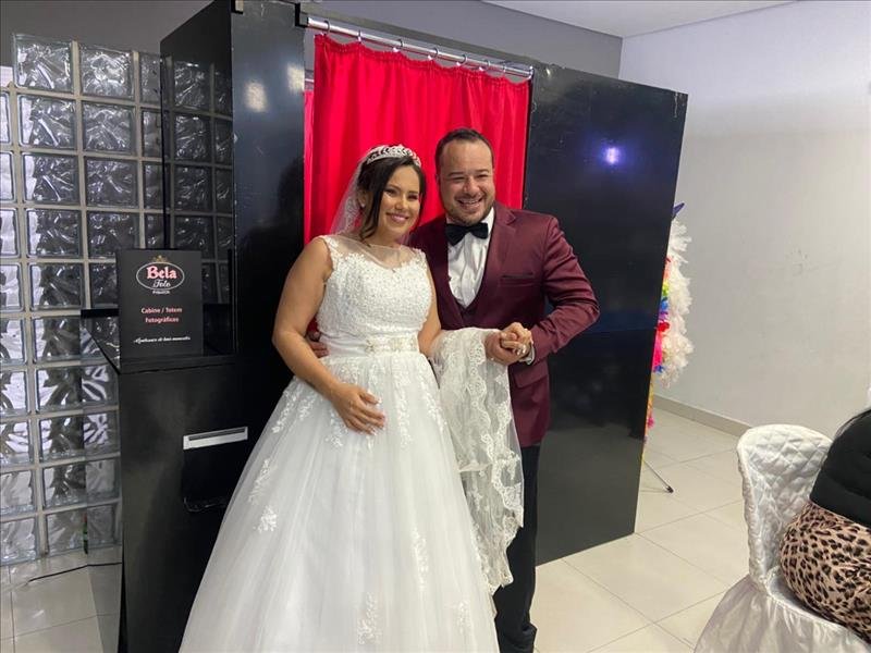 Cabine e totem de foto-lembrança de altíssima qualidade e o menor preço exclusivo Dinda Shop!