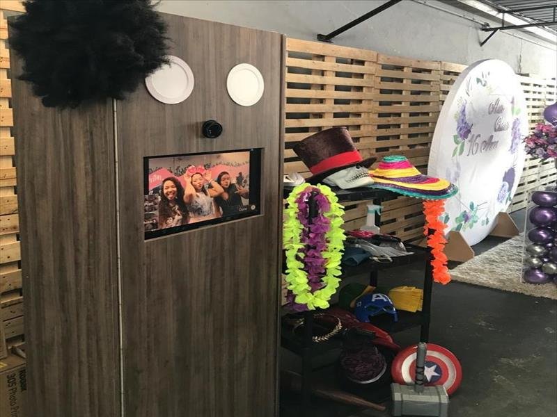 NIVER DINDA: TOTEM, CABINE E CAPSULA DO TEMPO COM O MENOR PREÇO EXCLUSIVO!
