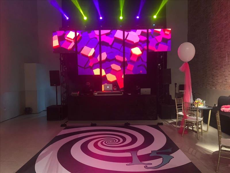 NIVER DINDA: ESPAÇO PARA EVENTOS EM SANTOS COM O MENOR PREÇO EXCLUSIVO!