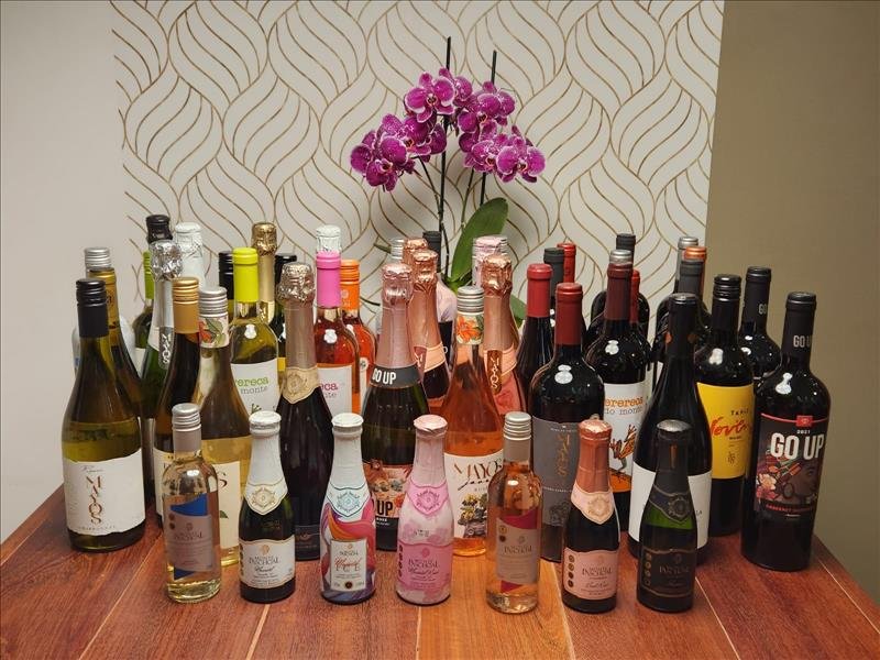 Vinhos finos, de mesa ou espumantes para brindes ou mini-garrafas