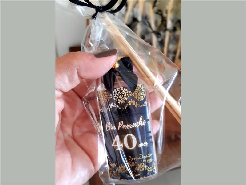 AROMAS E MESA POSTA