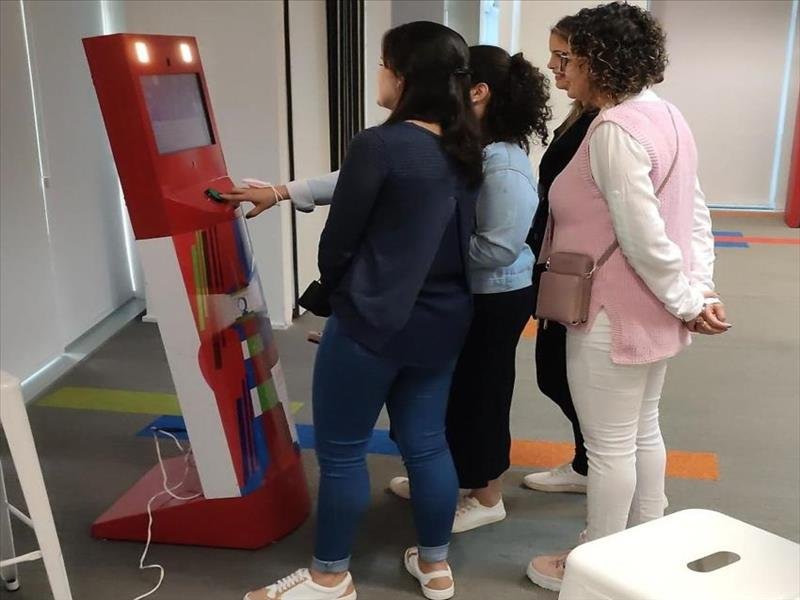 CAPSULA DO TEMPO - RECEBA MENSAGENS DOS SEUS CONVIDADOS NO FUTURO!