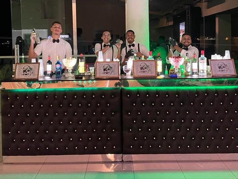 Bartender - cardápios com e sem álcool