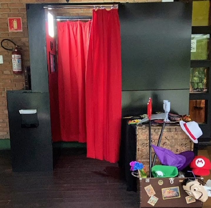 Cabine e totem de foto-lembrança