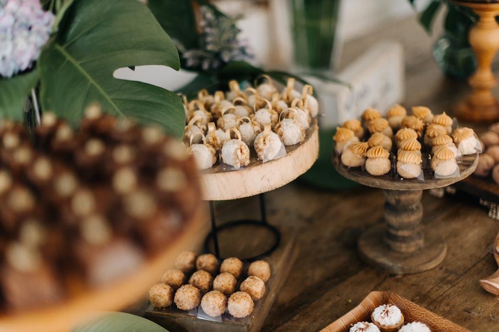 RODADA DE NEGÓCIOS: Doces finos La Brigoderia e o menor preço exclusivo Dinda!