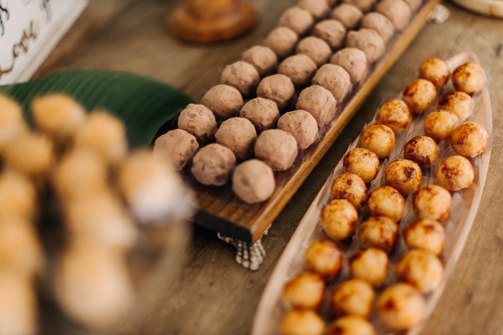 RODADA DE NEGÓCIOS: Doces finos La Brigoderia e o menor preço exclusivo Dinda!