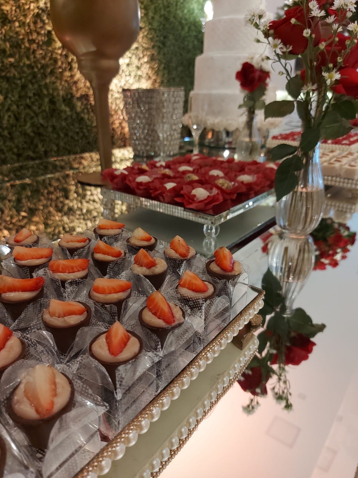 DOCES FINOS ARTESANAIS