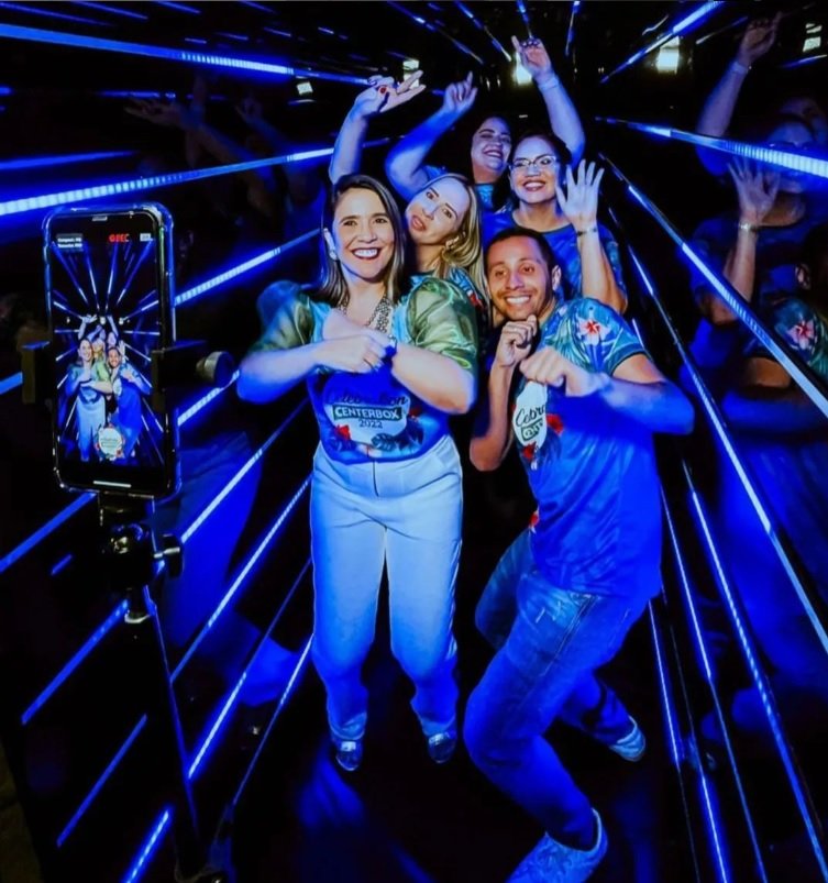 TUNEL DE LED INFINITO