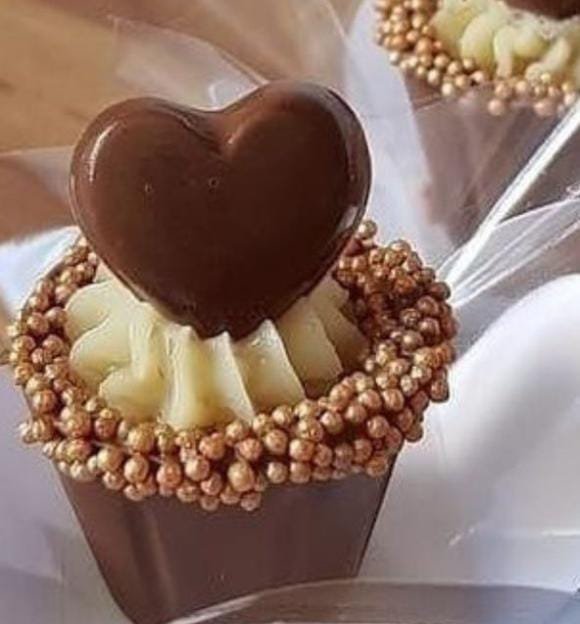 DOCES FINOS ARTESANAIS