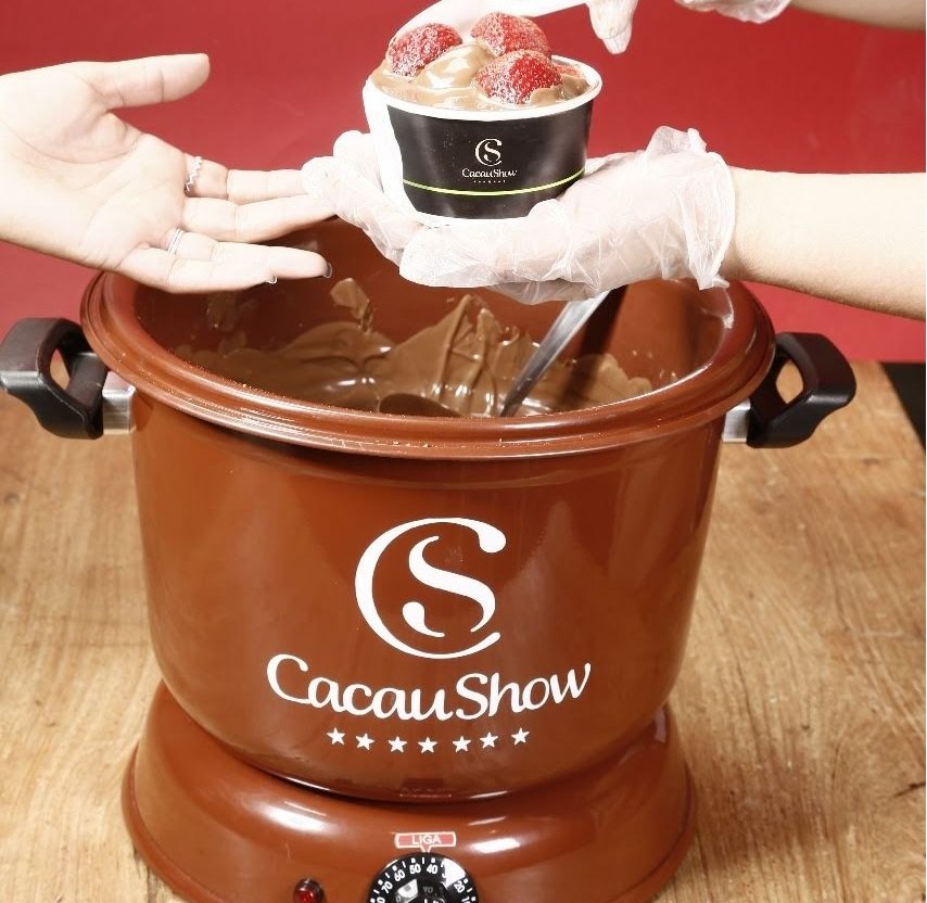 FONDUE DA CACAU SHOW NA SUA FESTA!